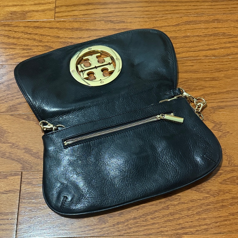 Tory Burch REVA Clutch - Picture 4 of 7